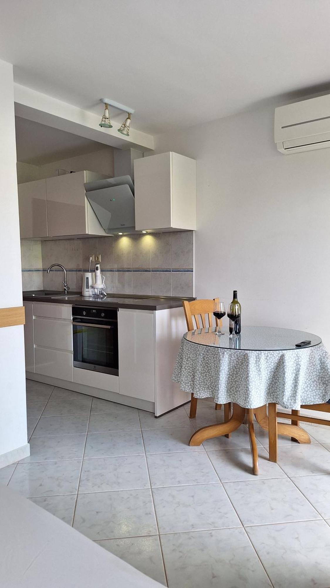 Apartmani I & J Seric Seget Vranjica Kültér fotó